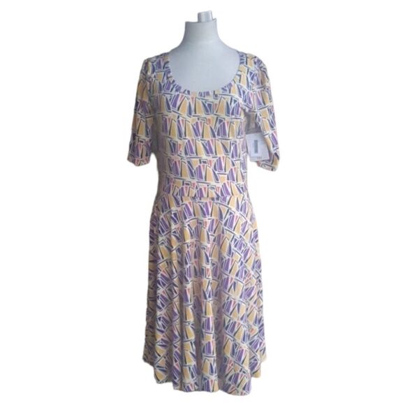 LULAROE "Nicole" Printed Dress - Size Medium - Picture 1 of 6